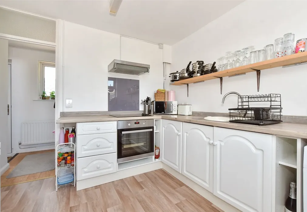 Kitchen - Mill Lane, Eastry, Sandwich, Kent - Wards of Kent