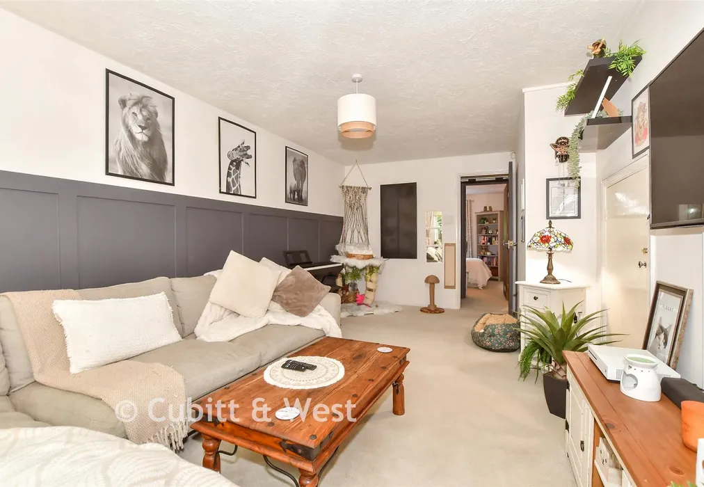 Lounge/Dining Room - Bolton Road, Maidenbower, Crawley, West Sussex - Wards of Kent