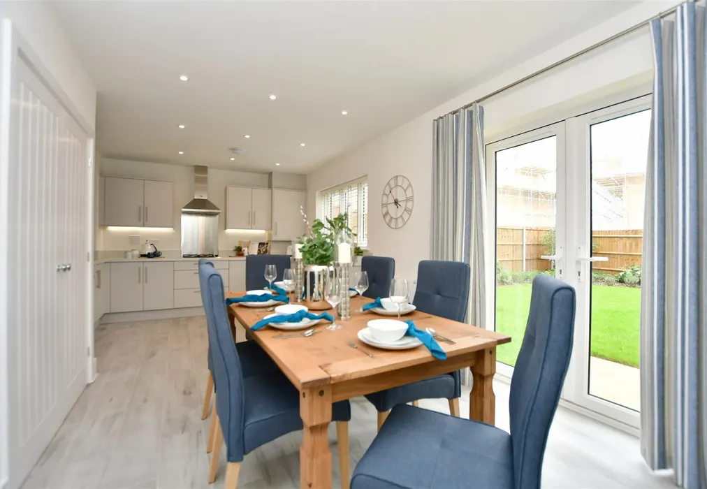 Kitchen/Diner Example - Blake Gardens, Scocles Road, Minster On Sea, Sheerness, Kent - Wards of Kent