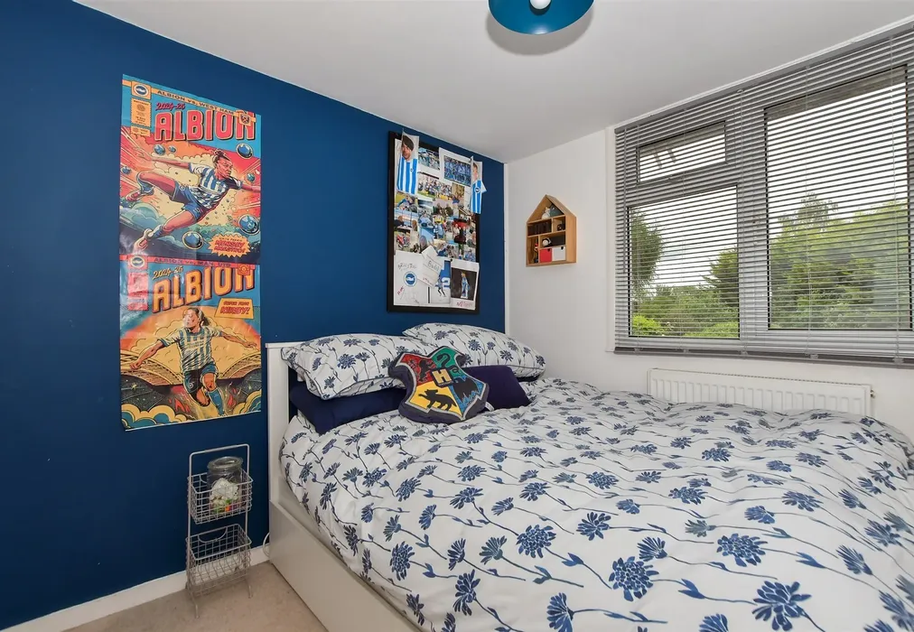 Bedroom 2 - Teston Road, Offham, West Malling, Kent - Wards of Kent