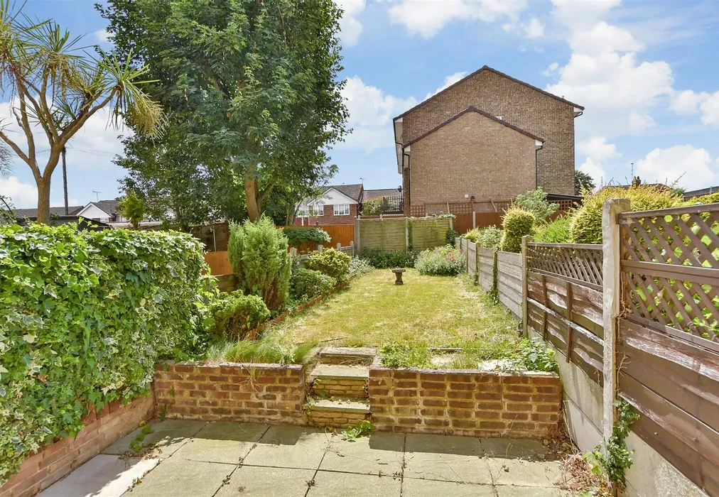 Rear Garden - Macklands Way, Rainham, Kent - Wards of Kent