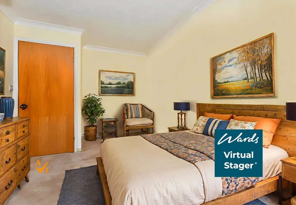 Bedroom (Farmhouse style) - The Bayle, Folkestone, Kent - Wards of Kent