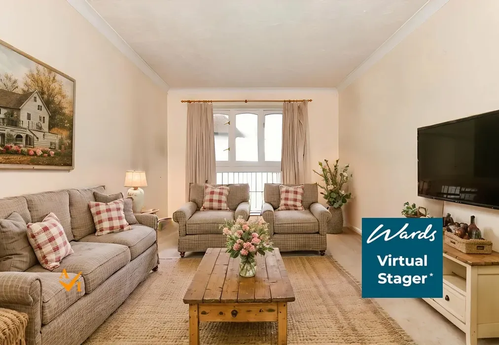 Lounge (Farmhouse style) - The Bayle, Folkestone, Kent - Wards of Kent