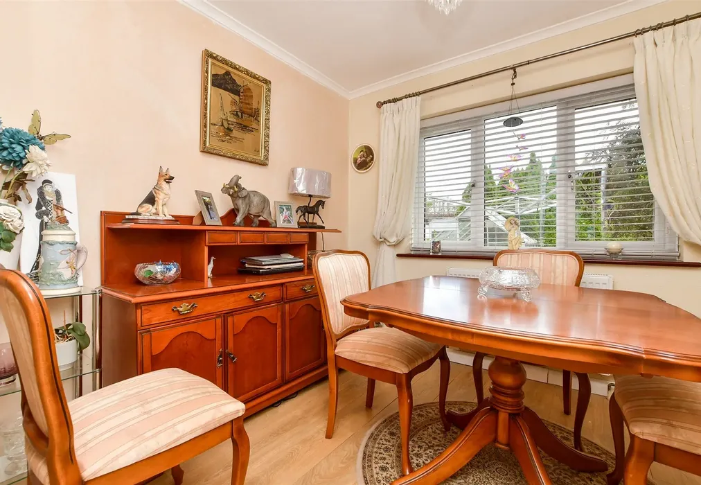 Bedroom 3 (used as dining room) - Princes Gardens, Margate, Kent - Wards of Kent