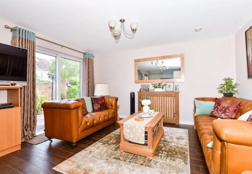 Kitchen/Diner - Alisander Close, Snodland, Kent - Wards of Kent