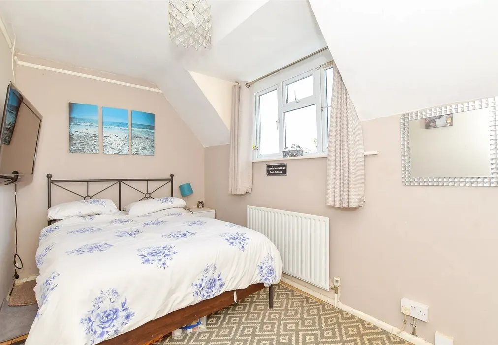 Bedroom 4 - Chalk Lane, Sidlesham, Chichester, West Sussex - Wards of Kent