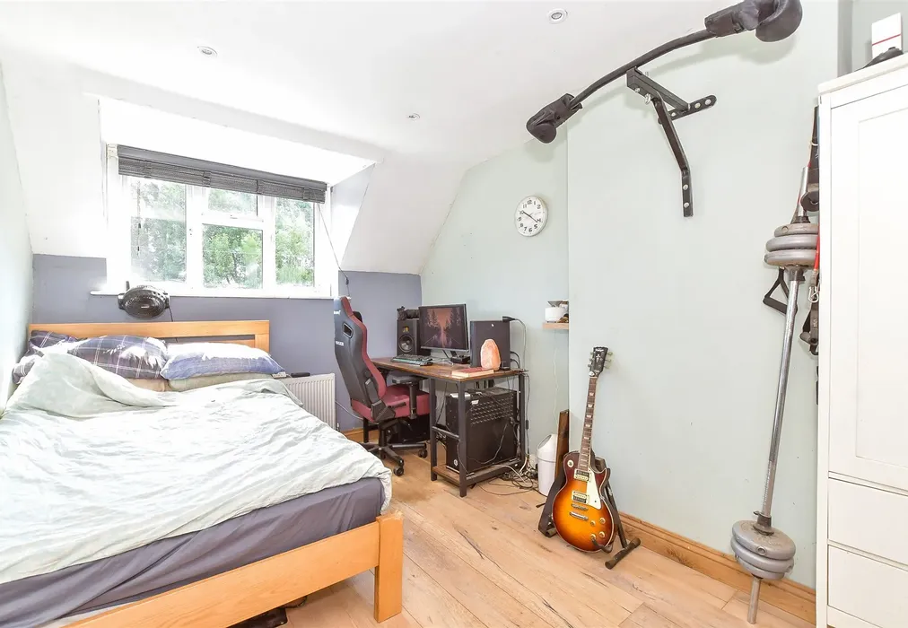 Bedroom 3 - Chalk Lane, Sidlesham, Chichester, West Sussex - Wards of Kent