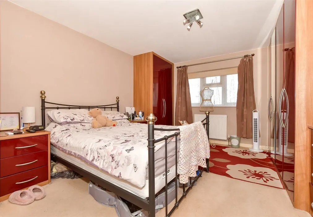 Bedroom 1 - Freemens Way, Deal, Kent - Wards of Kent