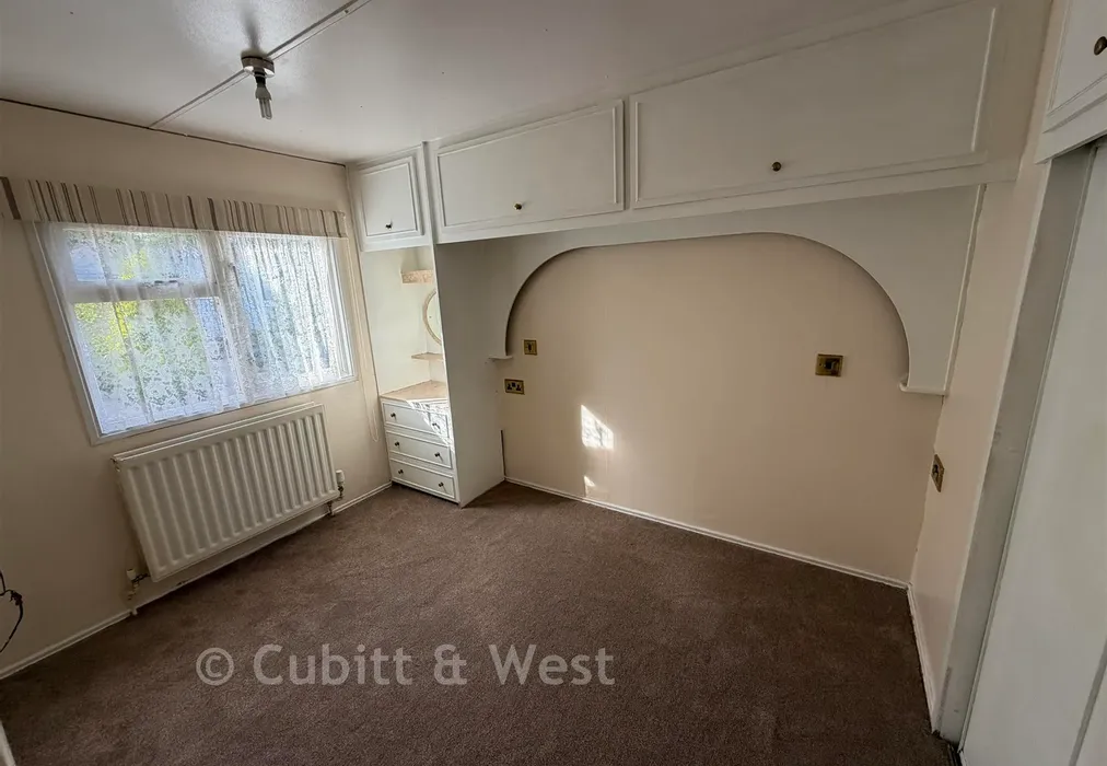 Bedroom - Durford Road, Petersfield, Hampshire - Wards of Kent