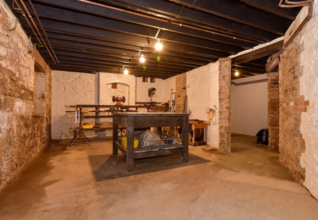 Cellar 1 - George Lane, Folkestone, Kent - Wards of Kent