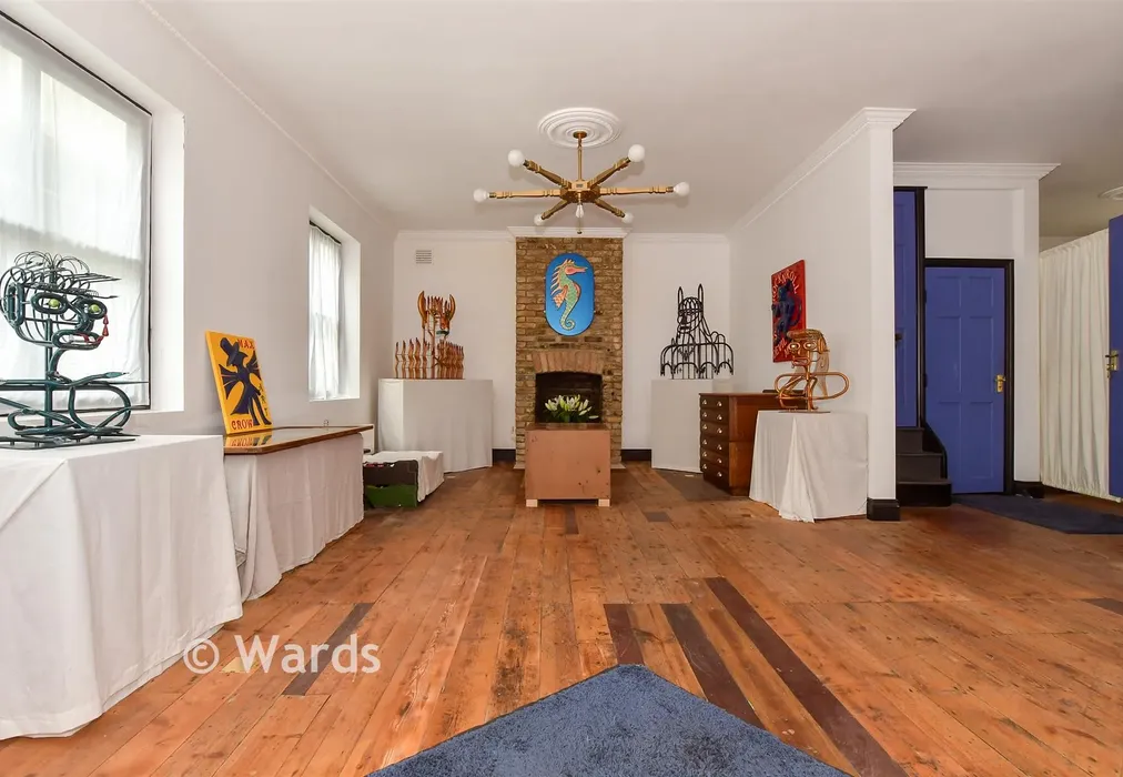 Studio - George Lane, Folkestone, Kent - Wards of Kent