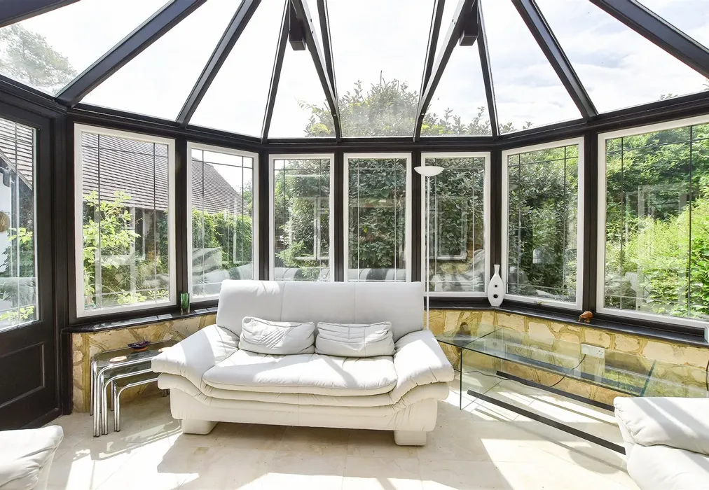 Conservatory - Lower Street, Pulborough, West Sussex - Wards of Kent