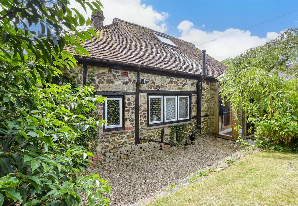 External (Web) - Lower Street, Pulborough, West Sussex - Wards of Kent