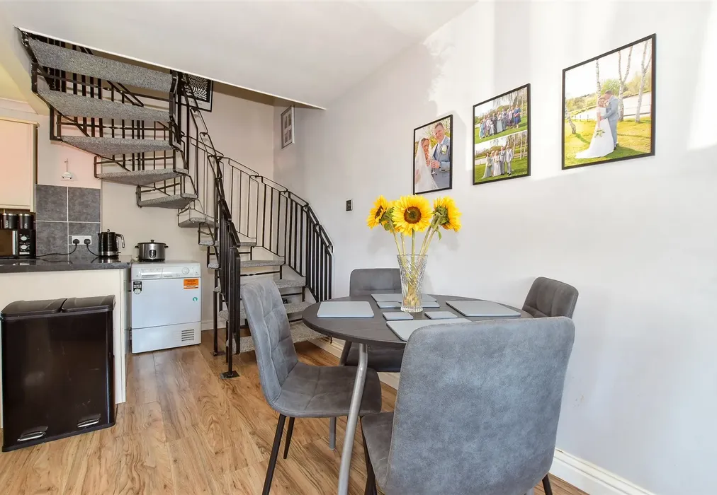 Lounge/Dining Area - Poyntell Road, Staplehurst, Kent - Wards of Kent