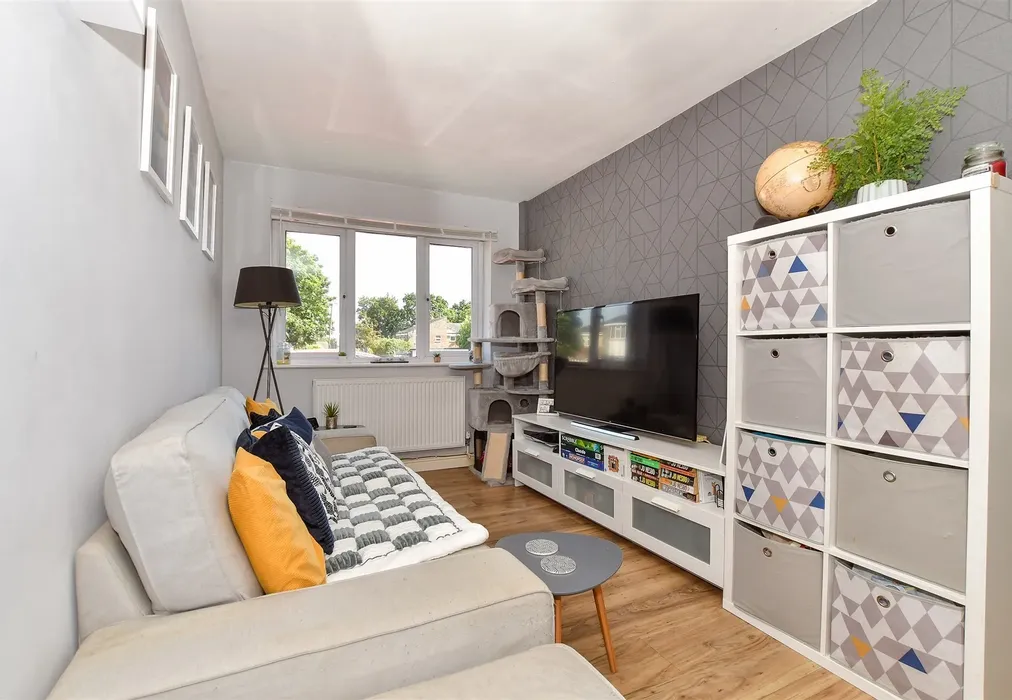 Lounge/Dining Area - Poyntell Road, Staplehurst, Kent - Wards of Kent