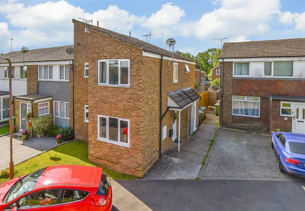 External (Web) - Poyntell Road, Staplehurst, Kent - Wards of Kent