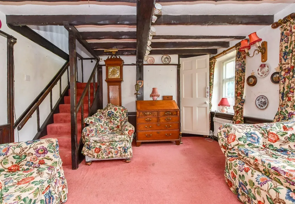 Lounge - Kingsdown Road, St. Margarets-At-Cliffe, Dover, Kent - Wards of Kent