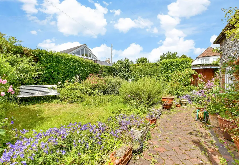 Front Garden - Kingsdown Road, St. Margarets-At-Cliffe, Dover, Kent - Wards of Kent