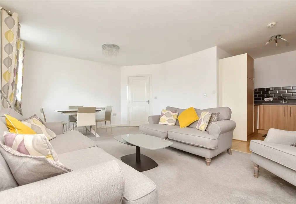 Kitchen / Lounge - Schoolgate Drive, Morden, Surrey - Wards of Kent