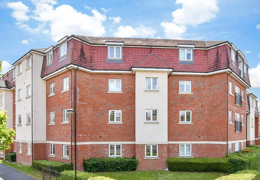 External (Web) - Schoolgate Drive, Morden, Surrey - Wards of Kent