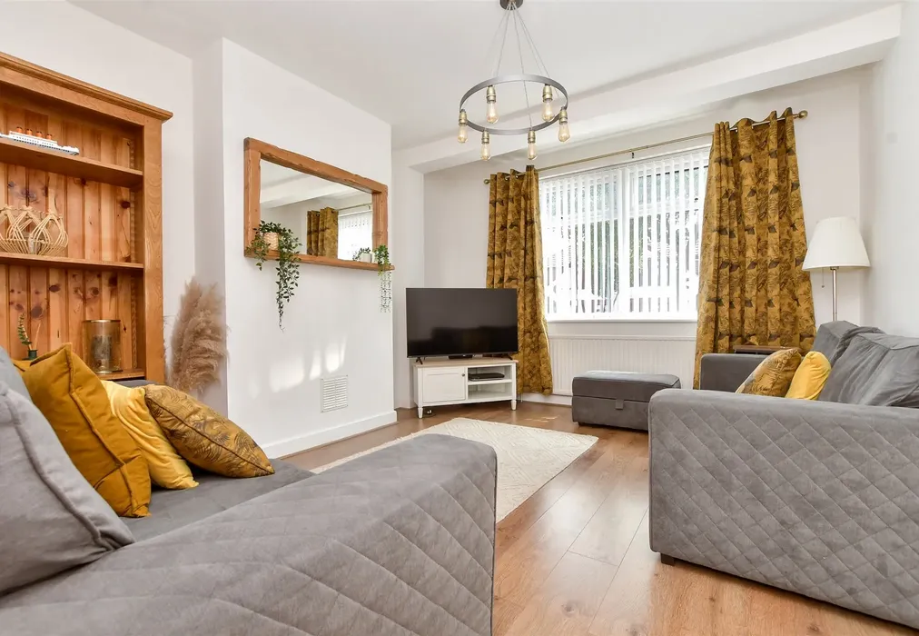 Living Room - Oak Avenue, Shirley, Croydon, Surrey - Wards of Kent