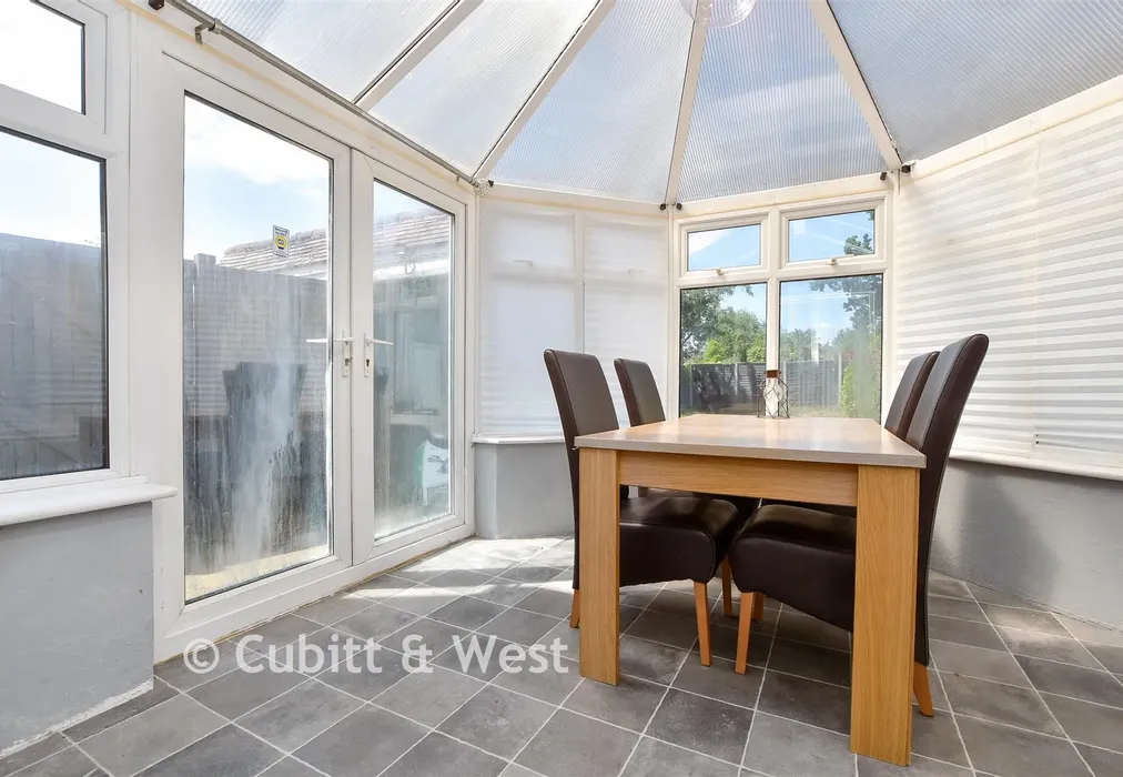 Conservatory - Oak Avenue, Shirley, Croydon, Surrey - Wards of Kent