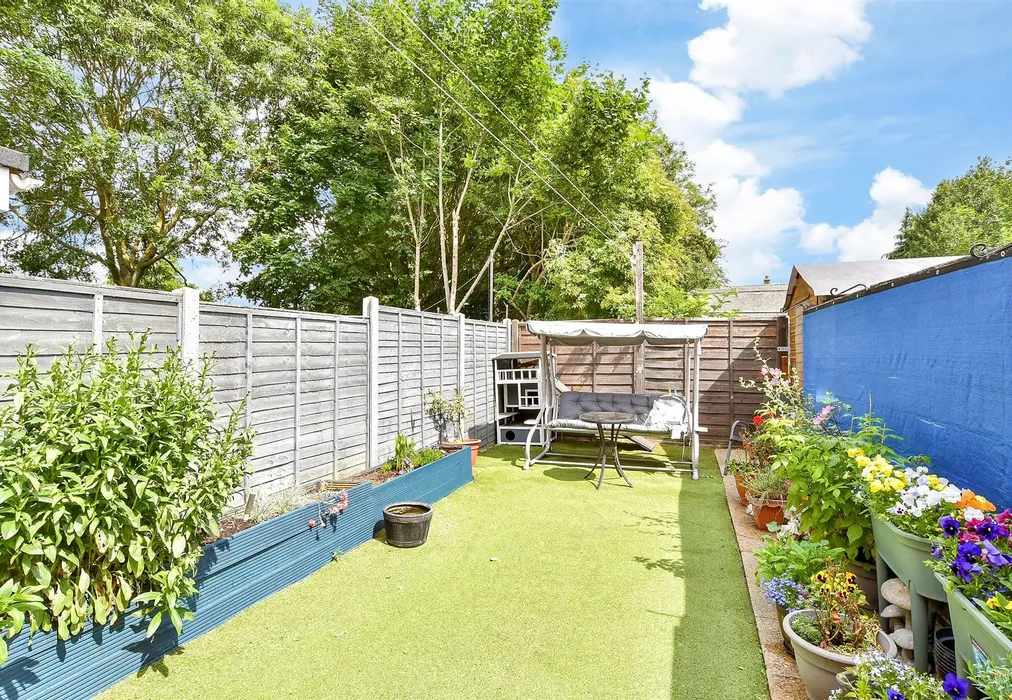 Rear Garden - Winters Croft, Gravesend, Kent - Wards of Kent