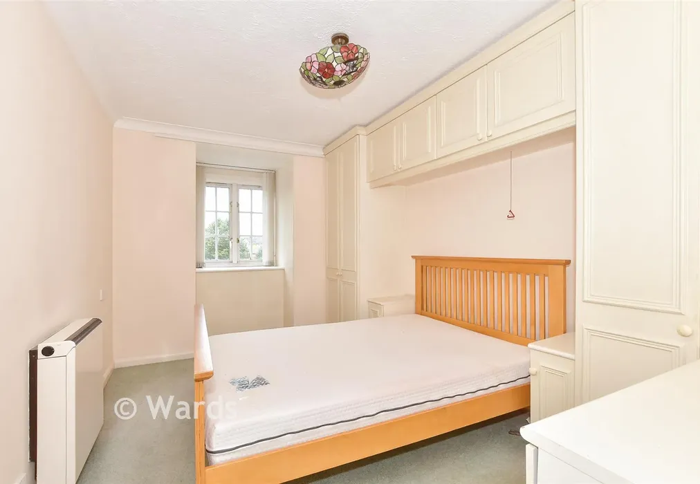 Bedroom - The Causeway, Canterbury, Kent - Wards of Kent