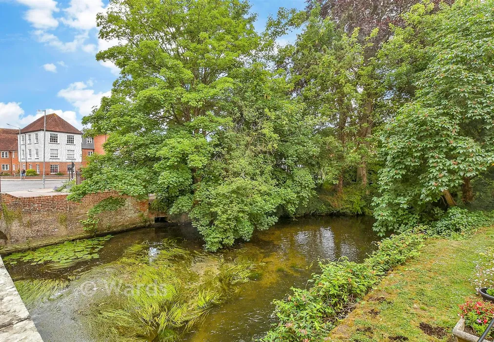 Communal Gardens - The Causeway, Canterbury, Kent - Wards of Kent