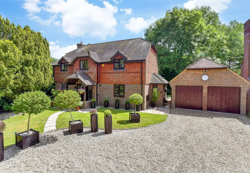 External (Web) - The Street, Bramber, Steyning, West Sussex - Wards of Kent