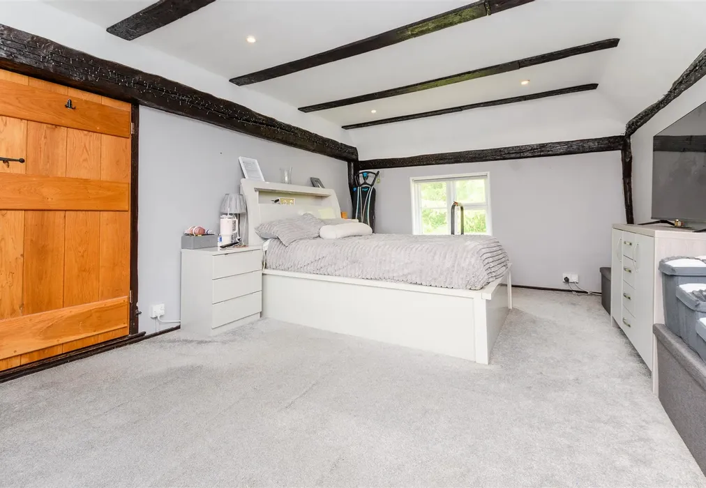 Bedroom 2 - Harvel Street, Meopham, Gravesend, Kent - Wards of Kent