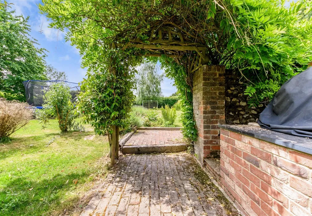 External Feature - Harvel Street, Meopham, Gravesend, Kent - Wards of Kent