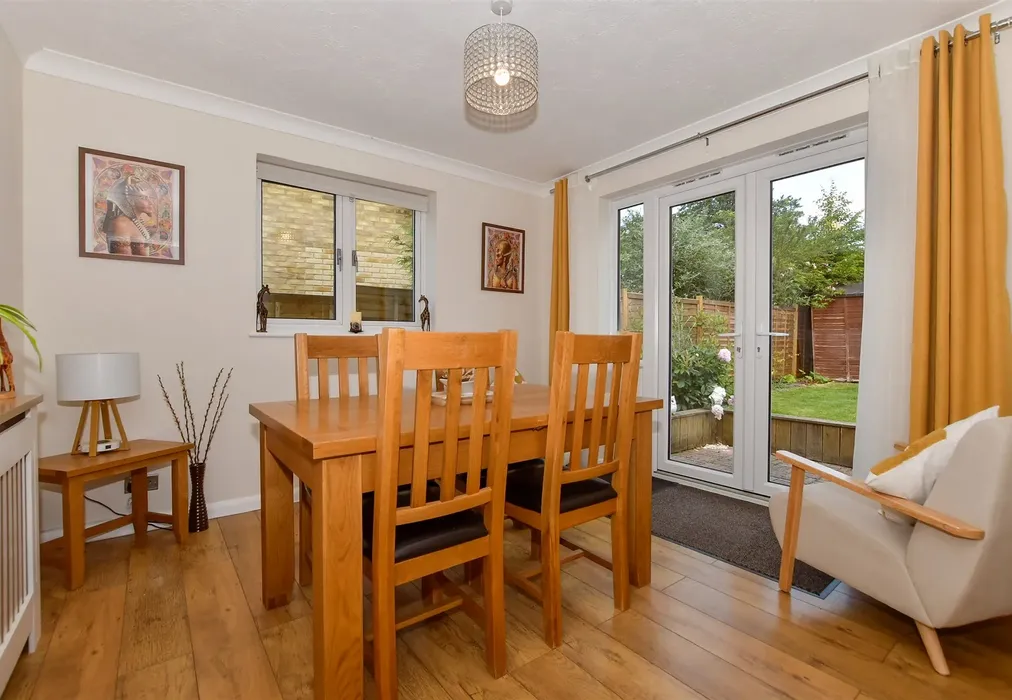 Dining Room - Workhouse Lane, East Farleigh, Maidstone, Kent - Wards of Kent