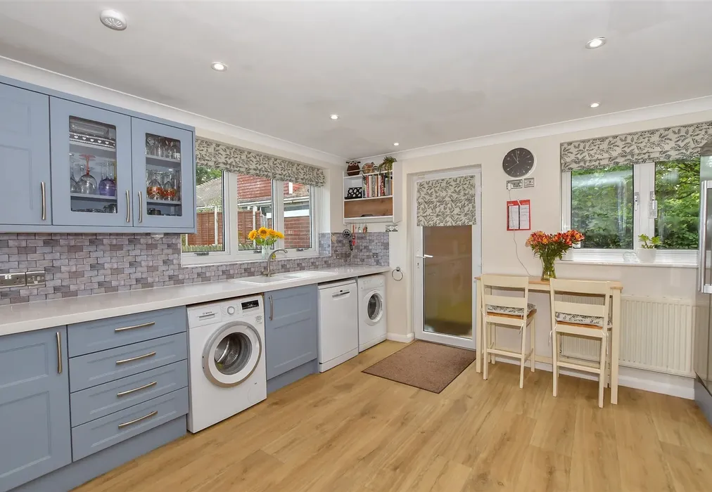 Kitchen/Breakfast Room - Workhouse Lane, East Farleigh, Maidstone, Kent - Wards of Kent