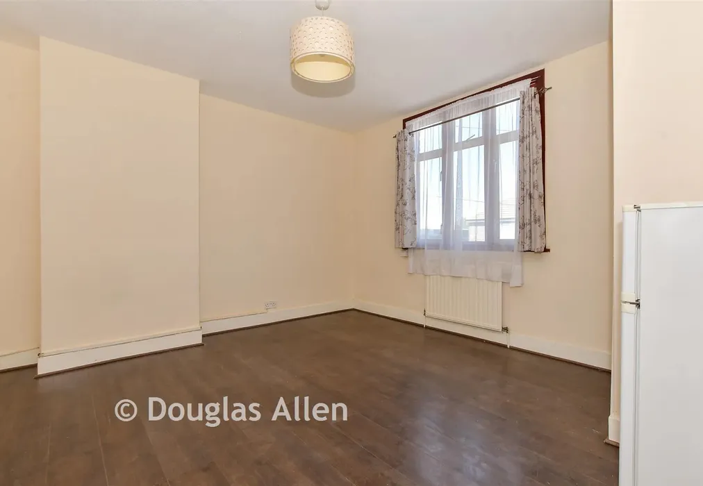 Bedroom 1 - Billet Road, Walthamstow - Wards of Kent