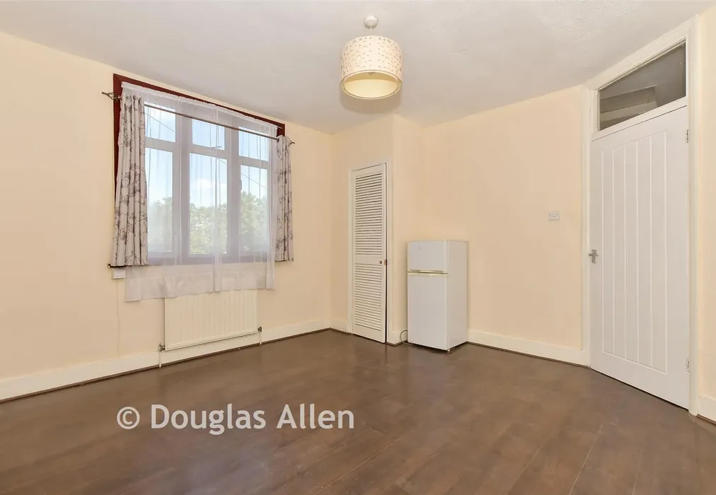 Bedroom 1 - Billet Road, Walthamstow - Wards of Kent