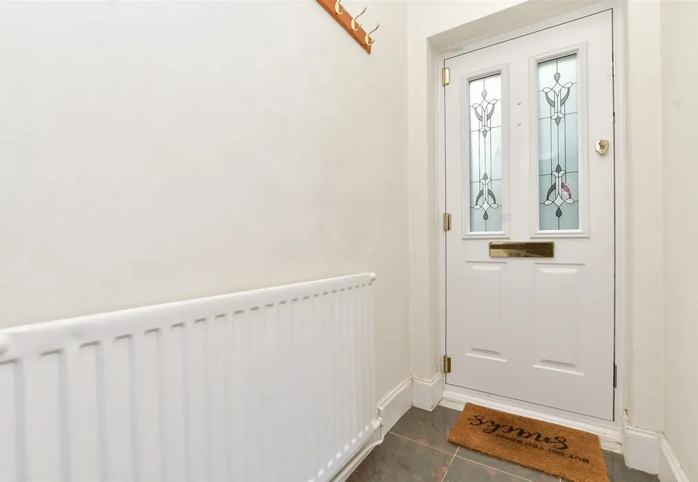 Entrance Hall - Croft Road, Sutton, Surrey - Wards of Kent