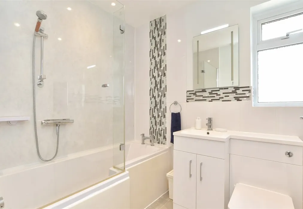 Bathroom - Sea Lane, Ferring, West Sussex - Wards of Kent