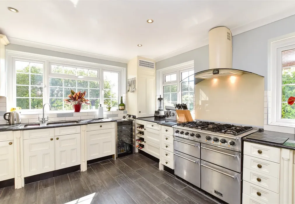 Kitchen - Sea Lane, Ferring, West Sussex - Wards of Kent