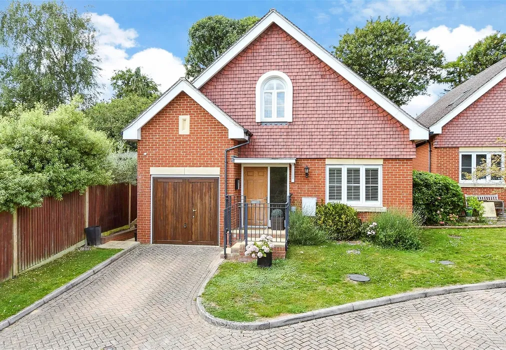 External (Web) - Bankside, Epsom, Surrey - Wards of Kent
