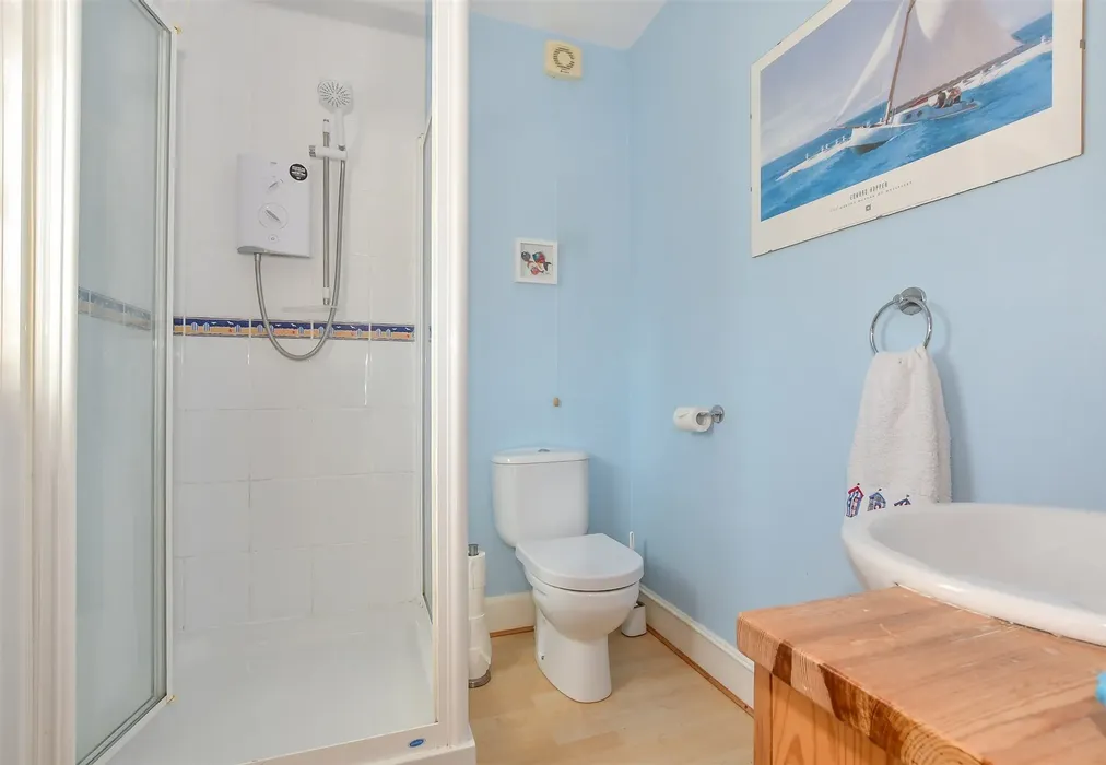 Shower Room - Faversham Road, Seasalter, Whitstable, Kent - Wards of Kent