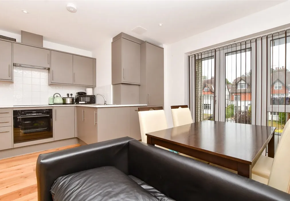Kitchen / Lounge / Diner - Russell Hill, West Purley, Surrey - Wards of Kent