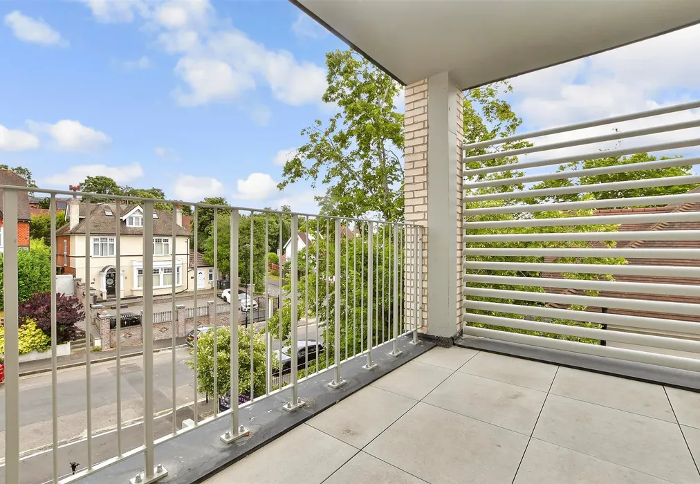 Balcony / Terrace - Russell Hill, West Purley, Surrey - Wards of Kent