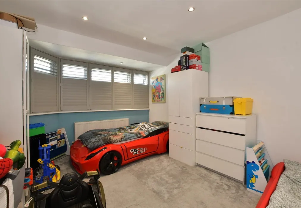 Bedroom 2 - Woodford Green, Woodford Green, Essex - Wards of Kent