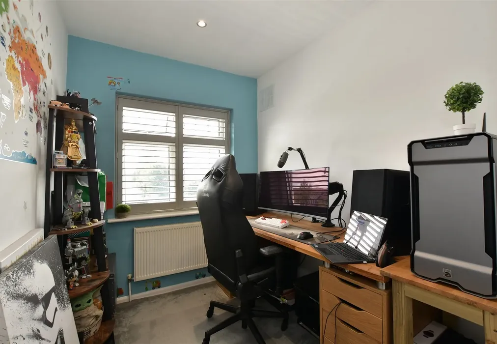 Bedroom 3 - Woodford Green, Woodford Green, Essex - Wards of Kent