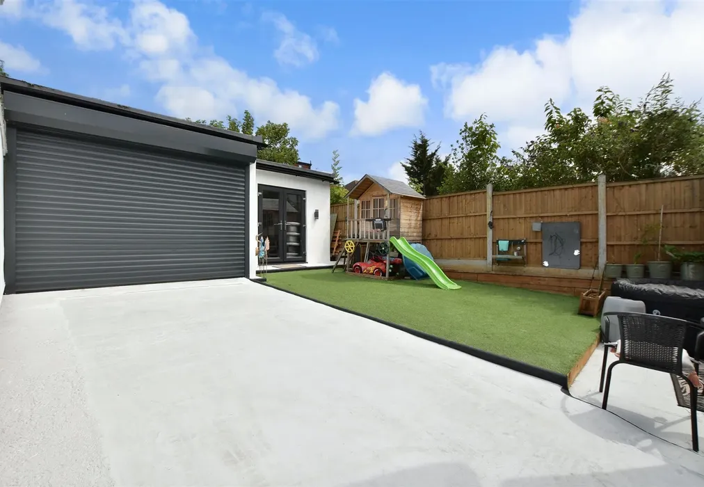 Rear Garden - Woodford Green, Woodford Green, Essex - Wards of Kent