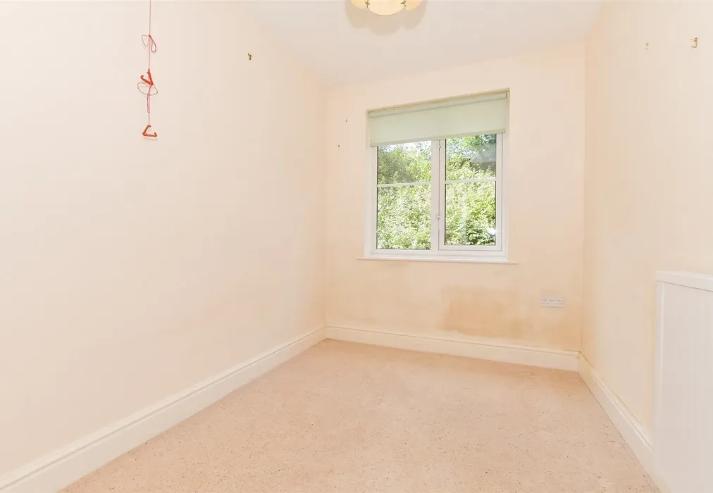 Bedroom 2 - Ashford Road, Canterbury, Kent - Wards of Kent