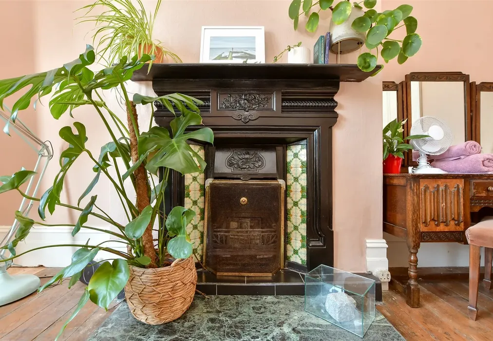 Internal Feature - Madeira Road, Cliftonville, Margate, Kent - Wards of Kent