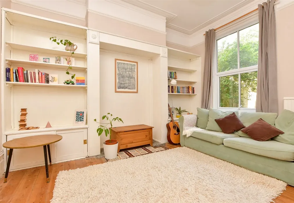 Dining Room - Madeira Road, Cliftonville, Margate, Kent - Wards of Kent