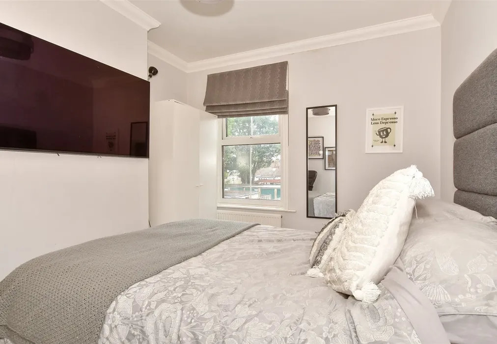 Bedroom 2 - Carrington Road, Dartford, Kent - Wards of Kent